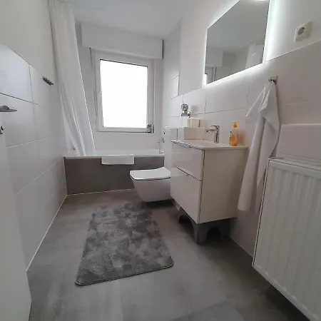 4-Zimmer-Ferienwohnung, Modern, Kueche, Wlan, Netflix Castrop-Rauxel Exterior photo